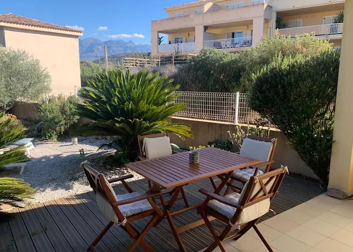 Apartment Casa Linda Au Calme Avec Jardin A 900 M Port Et Centre De Calvi (Corsica)