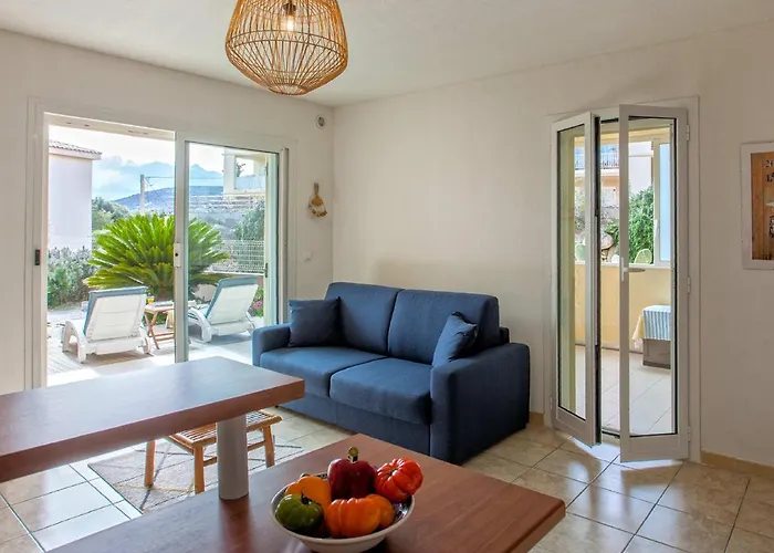 Casa Linda Au Calme Avec Jardin A 900 M Port Et Centre De * Calvi (Corsica)